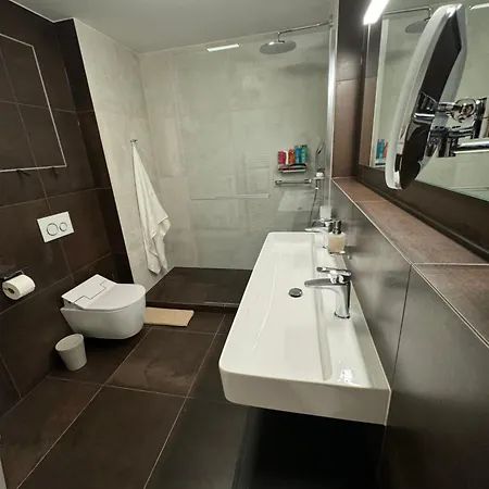 New Eurovea Tower Apartmán *